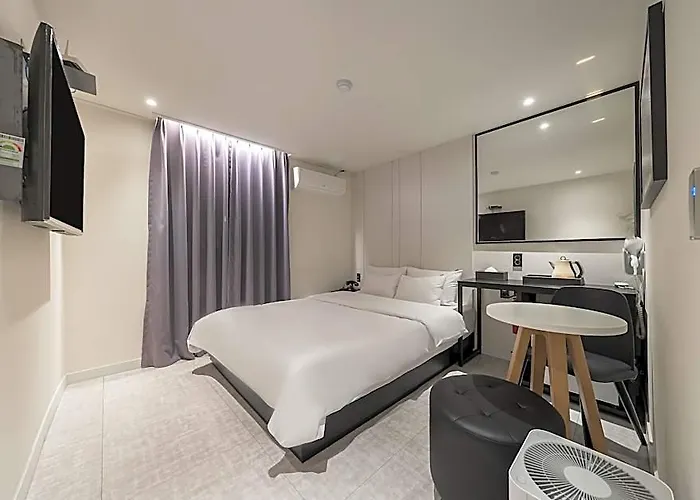Greaten Hotel